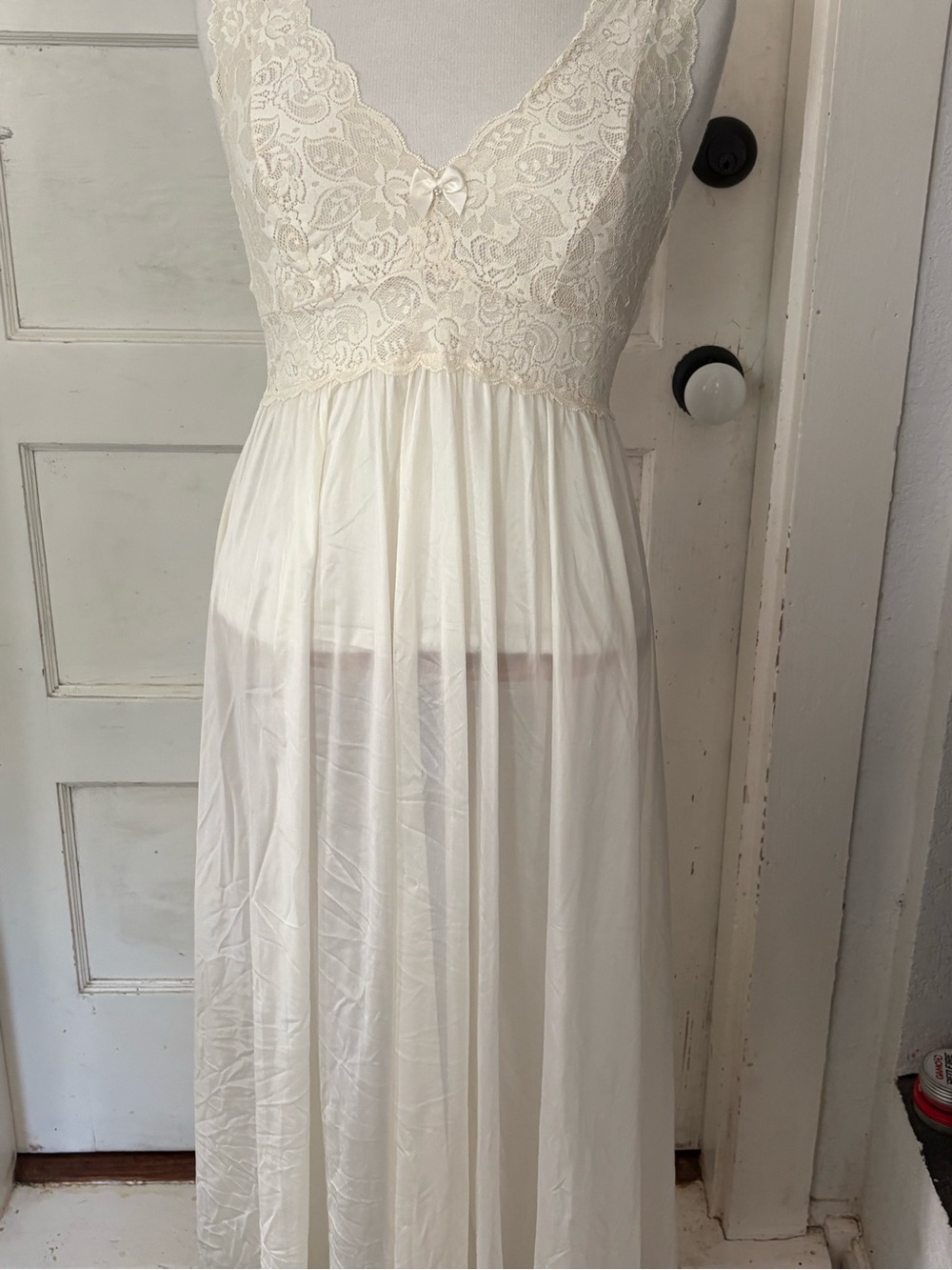 Vtg Shadowline 2pc Peignoir Set Small Ivory Nylon Lace Nightgown Robe USA Made - Picture 6 of 16